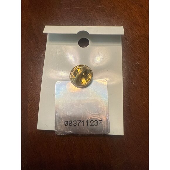 Charlotte Hornets NBA Licensed Enamel Lapel Hat‎ Pin - Picture 2 of 2